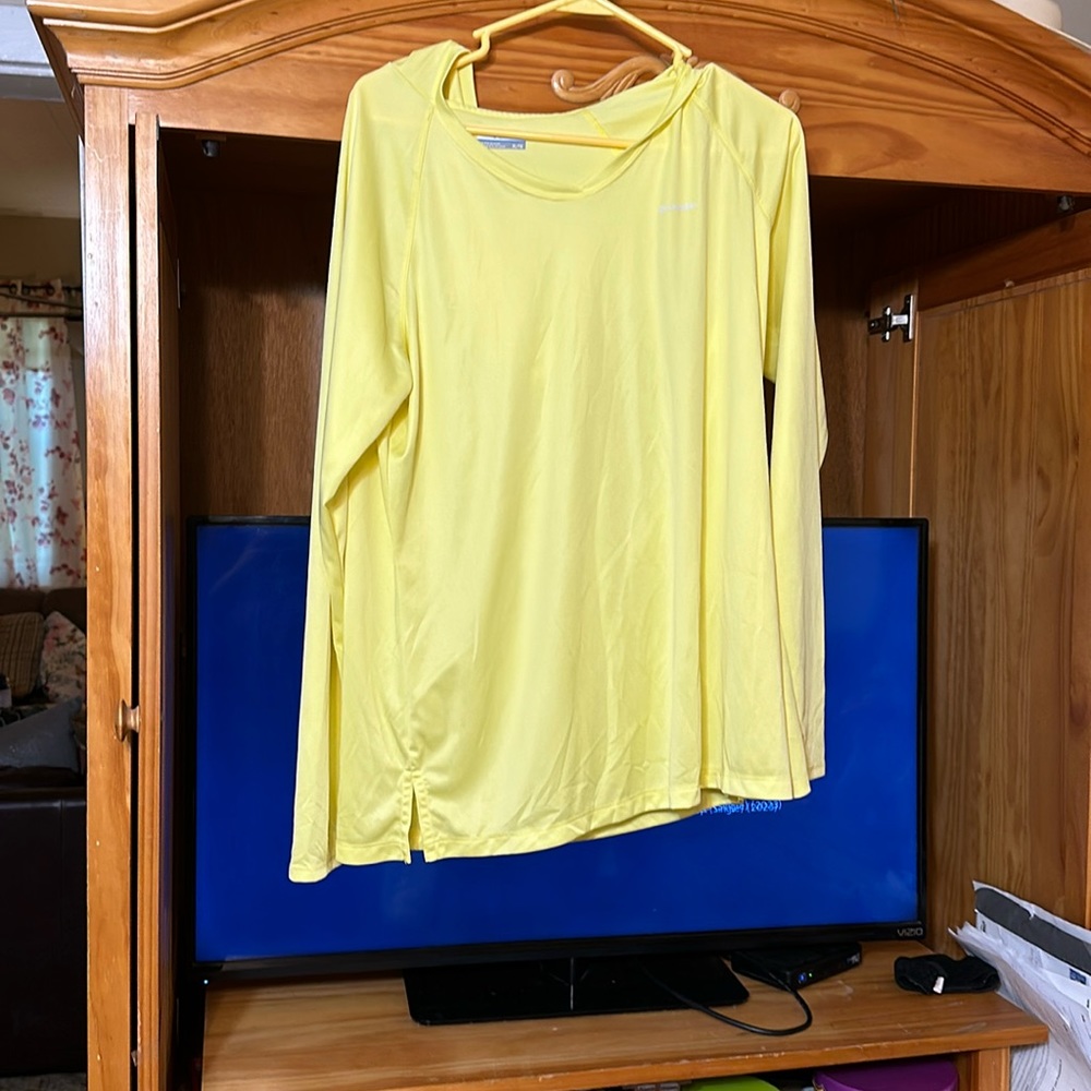 Women shirt